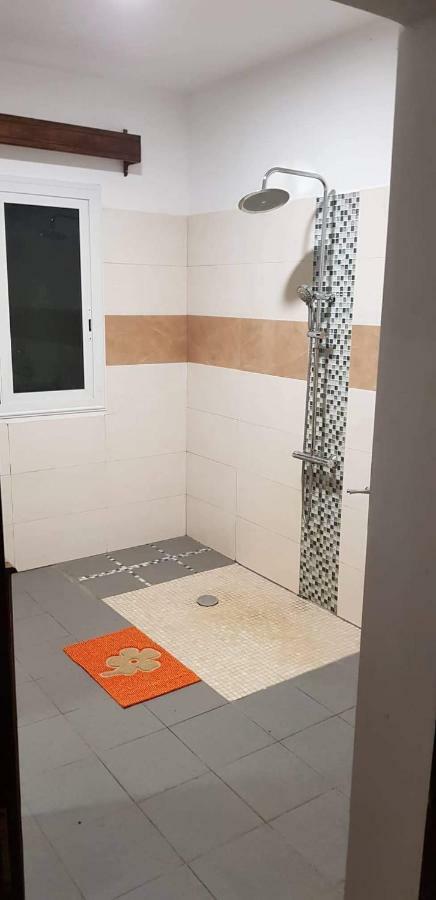 Chambre D'Hotes Valiha Ivato  Luaran gambar